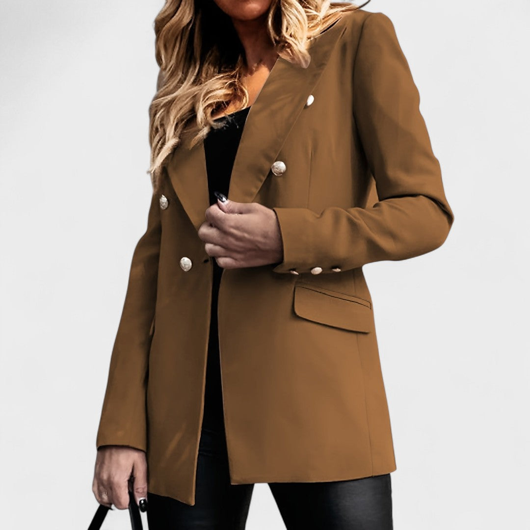 Матеа - Сако с детайлни копчета