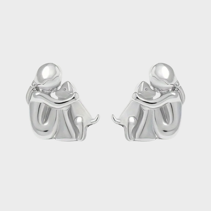 Обeци с висулка с куче