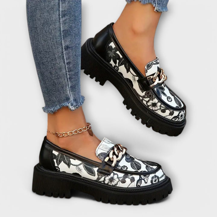 Сандра - Елегантни Ретро-Мокасини