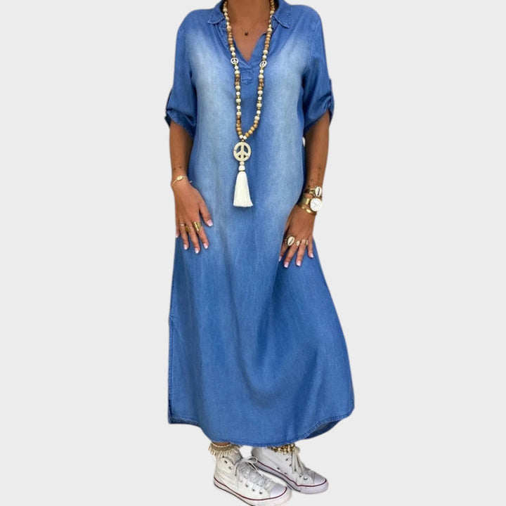 Maja™ – Дънкова рокля с цепка отстрани