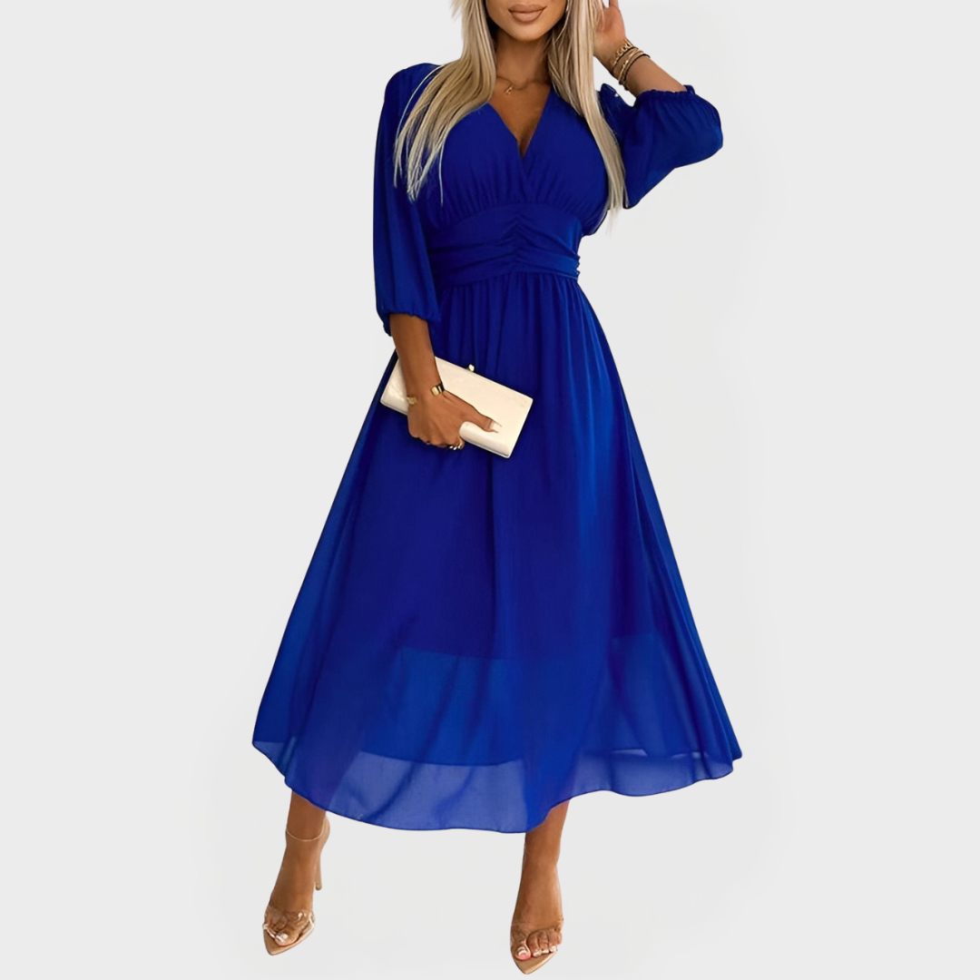 Лека рокля за елегантни поводи.