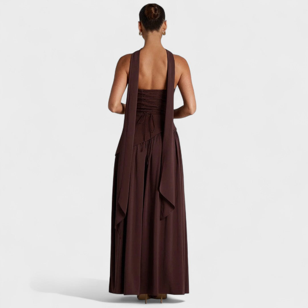 Хана - Дълга рокля с изискан дизайн