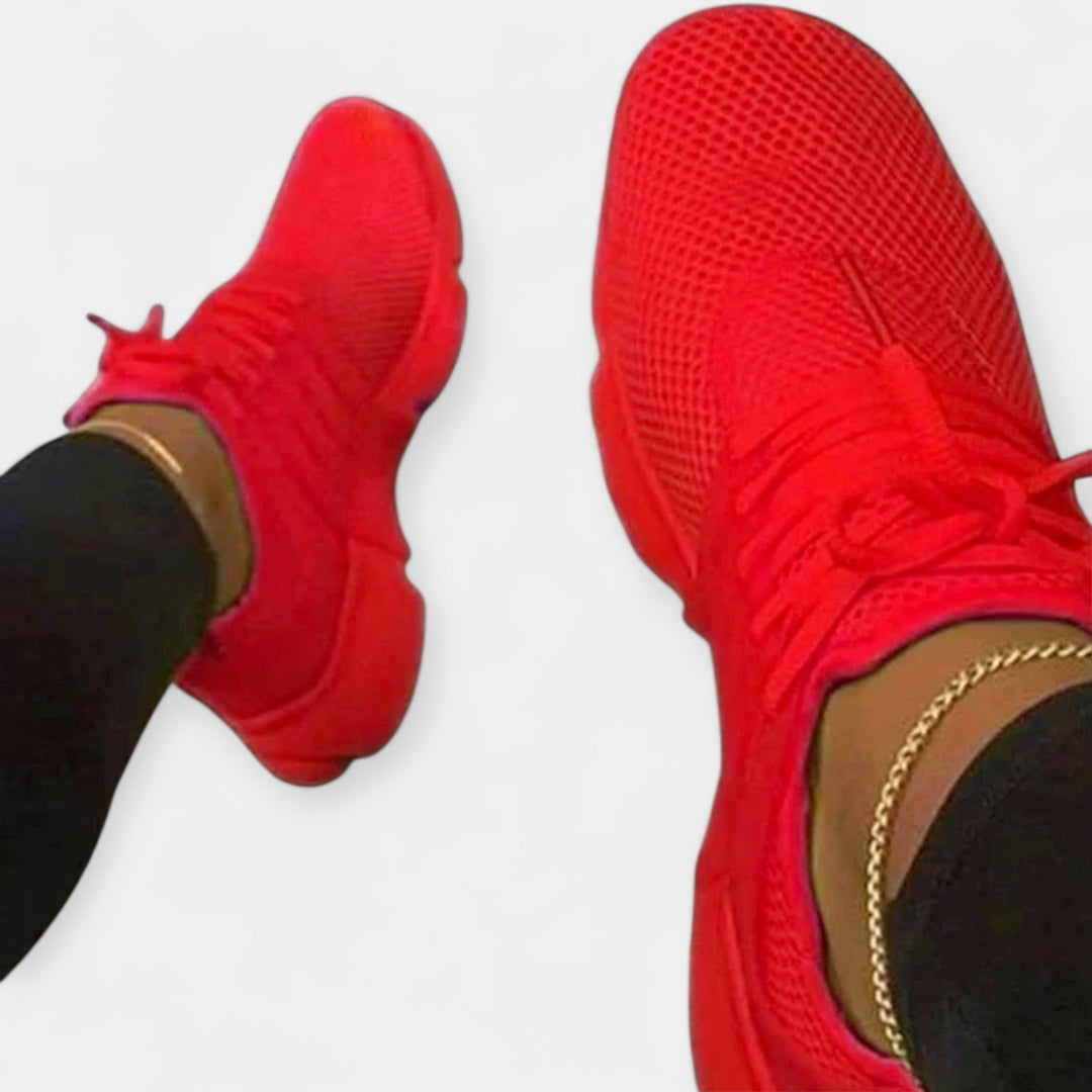 Спортни обувки с удобство