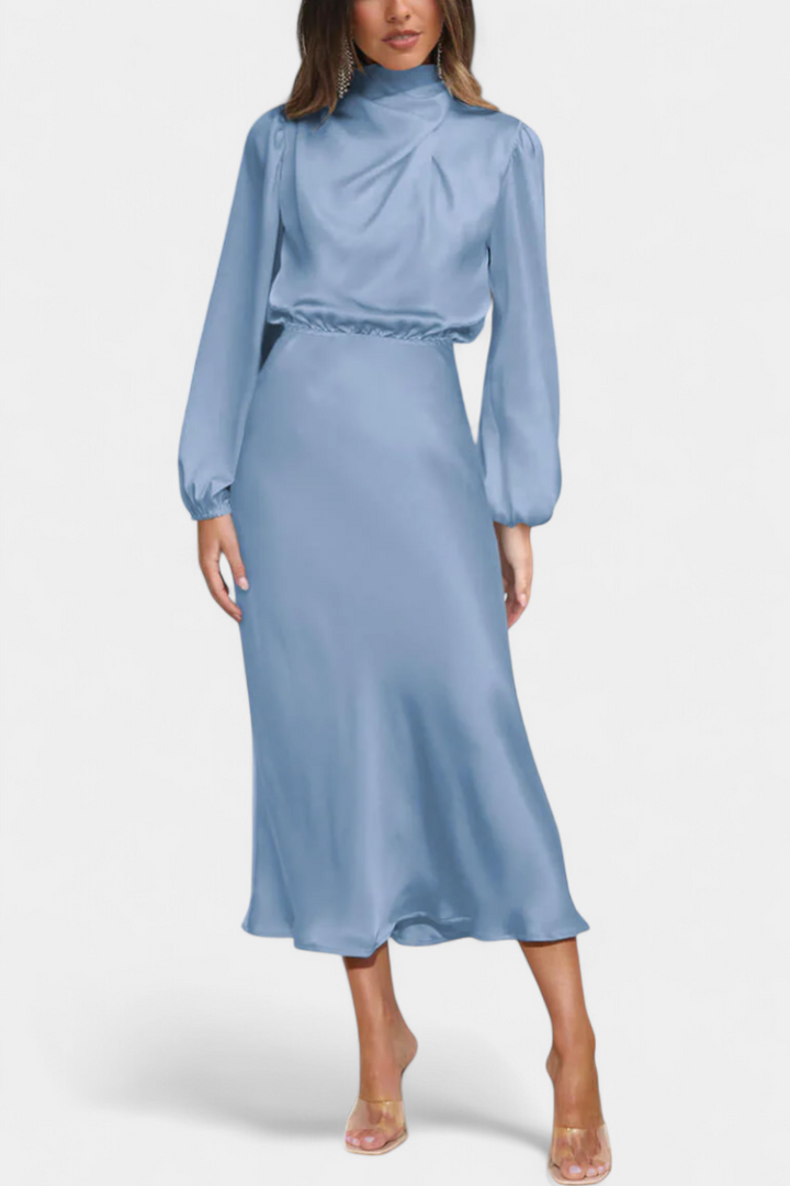 Мария Макси Рокля с Висок Яка и Цветни Детайли