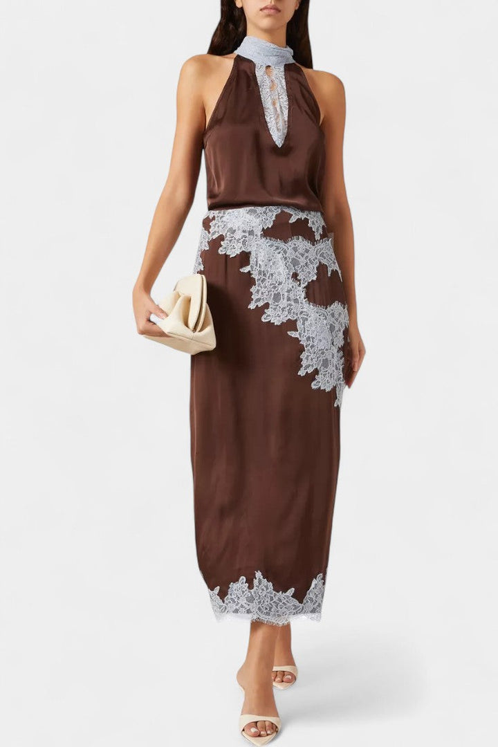 Драгийца Комплект Топ и Пола с Контрастни Чипкови Пана