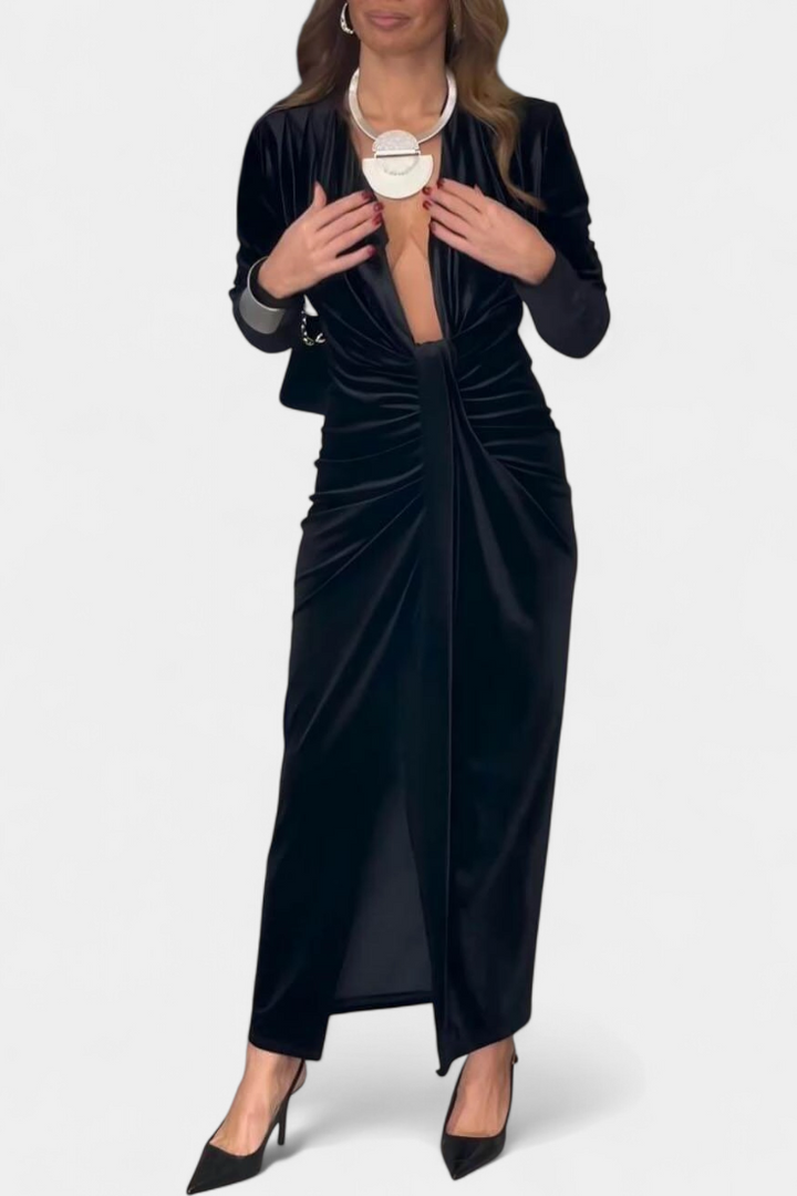 Вилма Дълга Рокля от Златен Бархет с V-Изрез